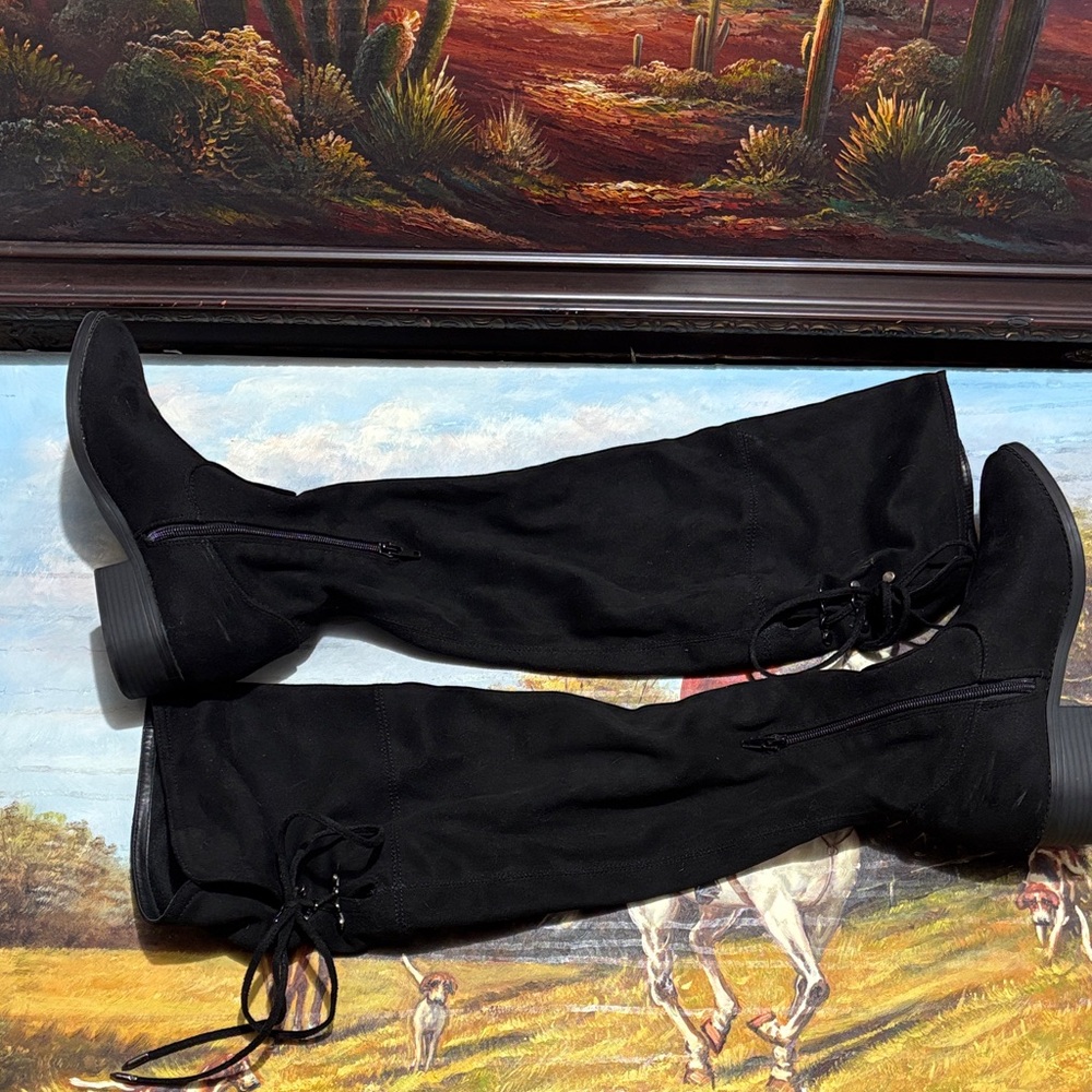 Lexi & Abbie Black Knee-High Boots with Lace-Up Detail